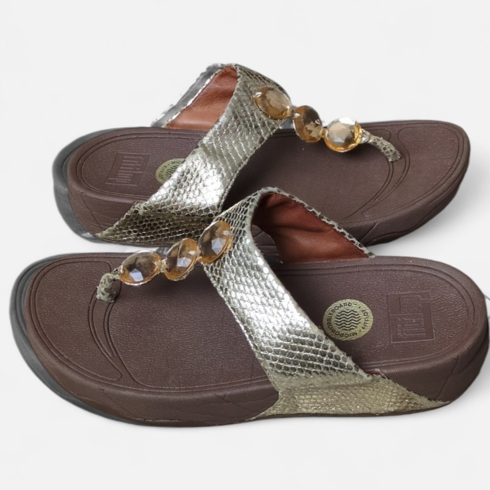 FitFlop Petra Sugar Jeweled Gold Snake Toe Post Platform Sandals Women's Size 8